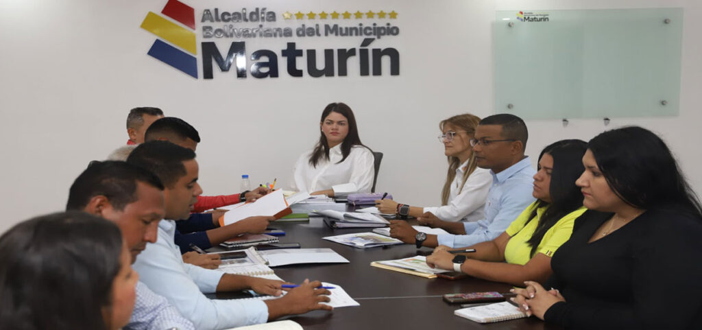 Alcaldesa Ana Fuentes garantiza operatividad de los servicios públicos