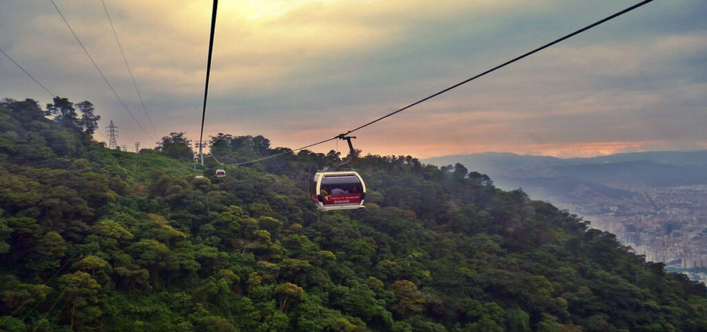 Teleférico Waraira Repano anunció nuevo horario por temporada decembrina