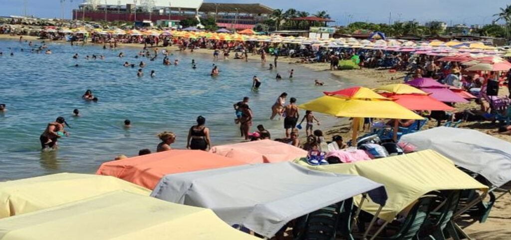 Playas del litoral central fueron abarrotadas primero de enero