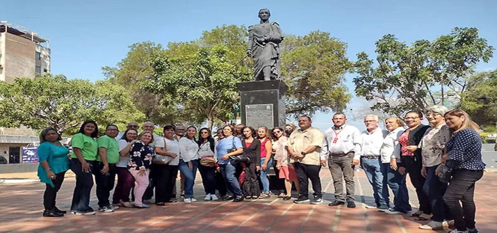 Sueldo digno exigen Maestros en el municipio Lagunillas