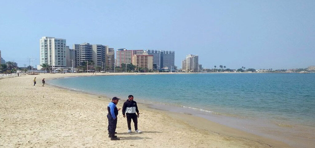 Fue suspendido el uso de las playas de Urbaneja por 24 horas