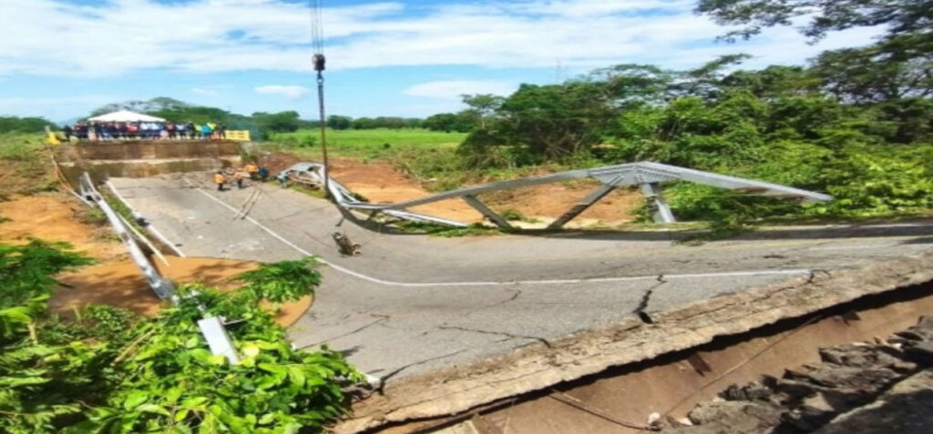 Inician plan para reconstruir el puente en la carretera Falcón Zulia El Oriental de Monagas