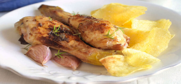 Deliciosos muslitos de pollo al horno con mostaza y romero