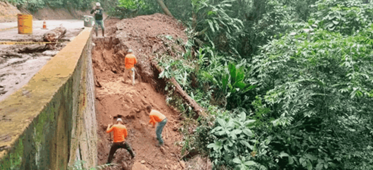 Aragua | Realizan trabajos de estabilización en la vía Ocumare de la Costa 