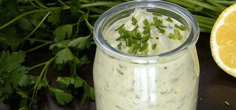 Prepara una salsa tártara útil en tu hogar