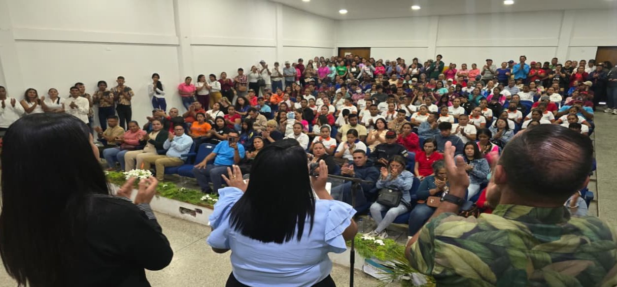 Celebran el Día de la Juventud y la Batalla de La Victoria en Cedeño