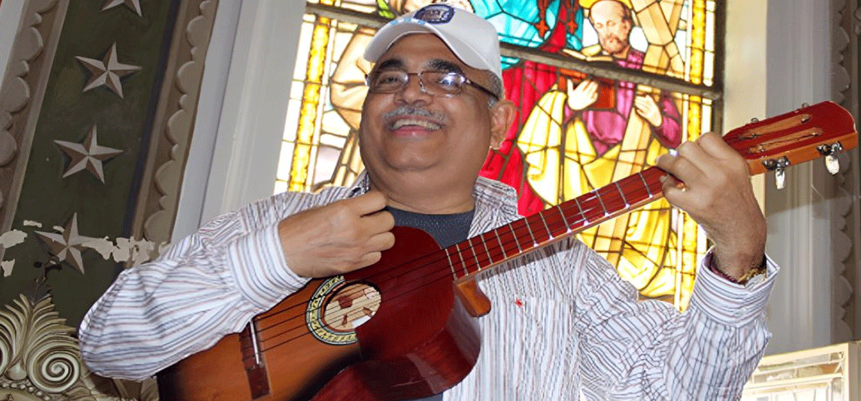 Fallece a los 79 años Renato Aguirre, pilar fundamental de la gaita