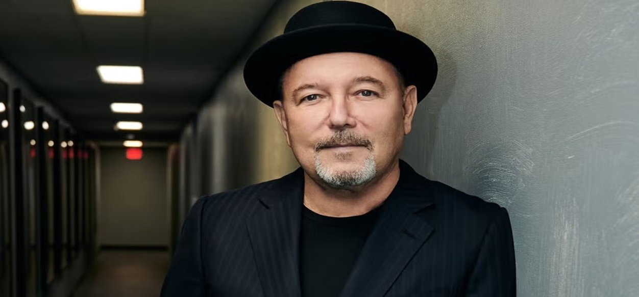 Rubén Blades anunció que el 2027 será su último año activo en giras musicales
