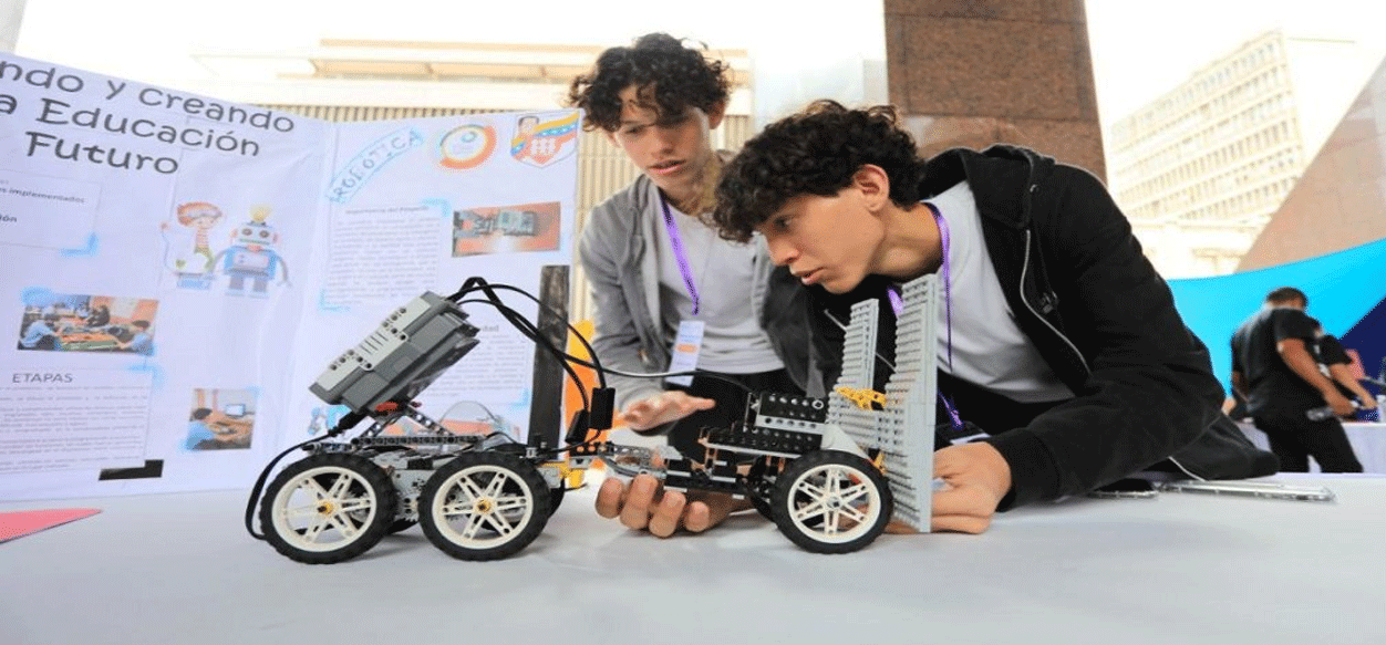 Semilleros Científicos impulsan la formación tecnológica de jóvenes en el Zulia