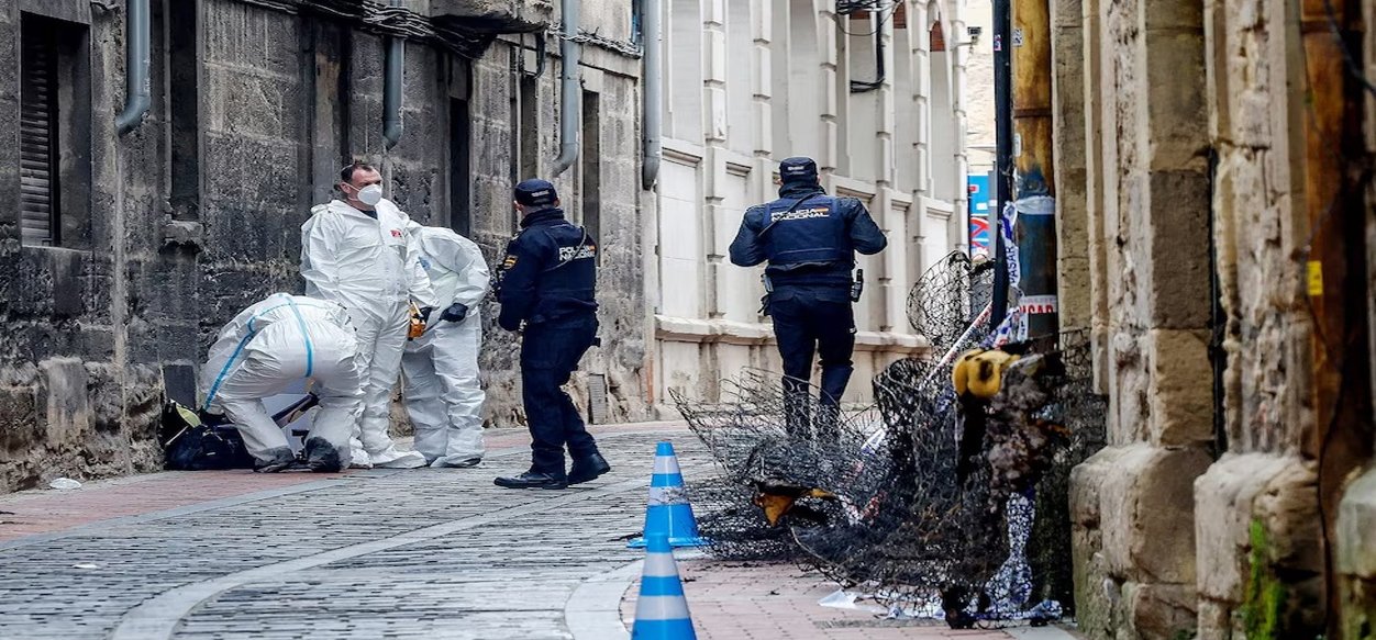 Hombre asesinó a tres mujeres tras provocar un incendio en España