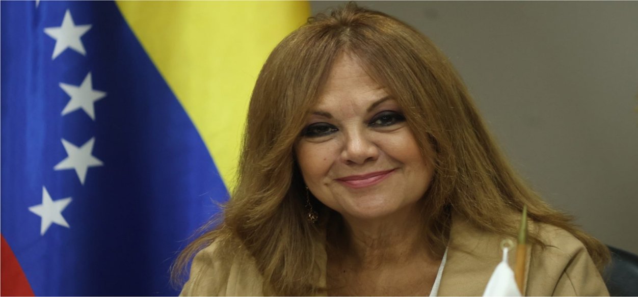 Defensora del Pueblo se reúne con gremios y familiares de detenidos