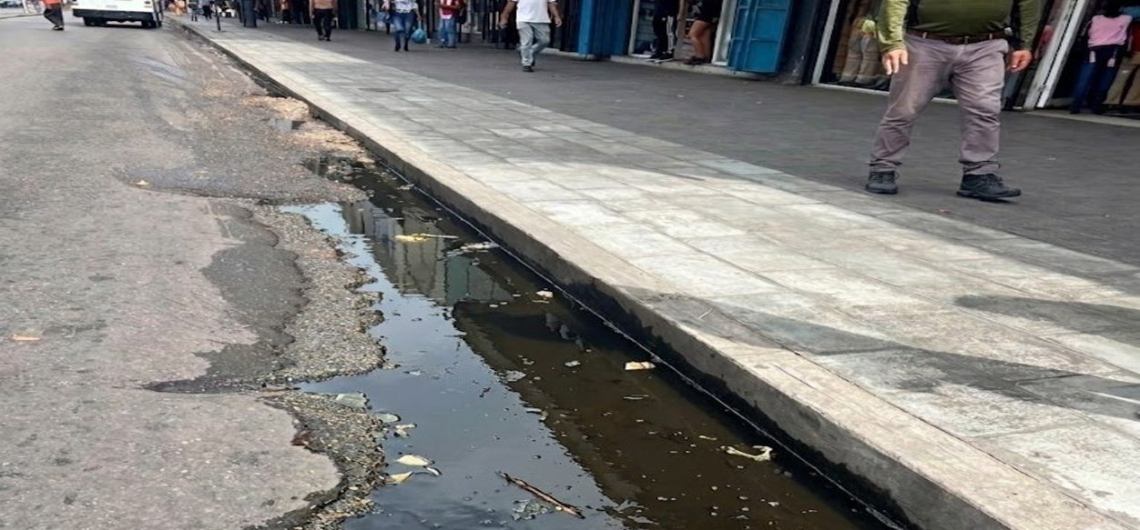 Maturineses claman por solución a crisis de aguas negras en el centro
