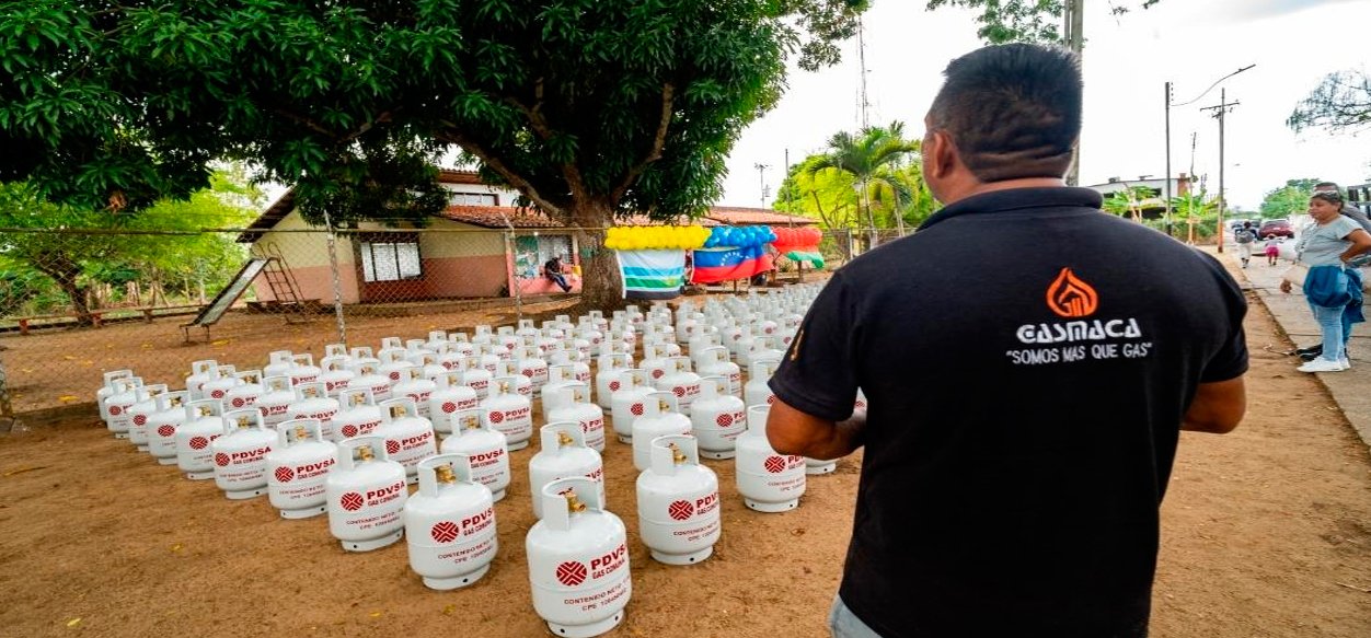 Gasmaca entrega 235 cilindros gracias a proyecto de Consulta Popular en Piar