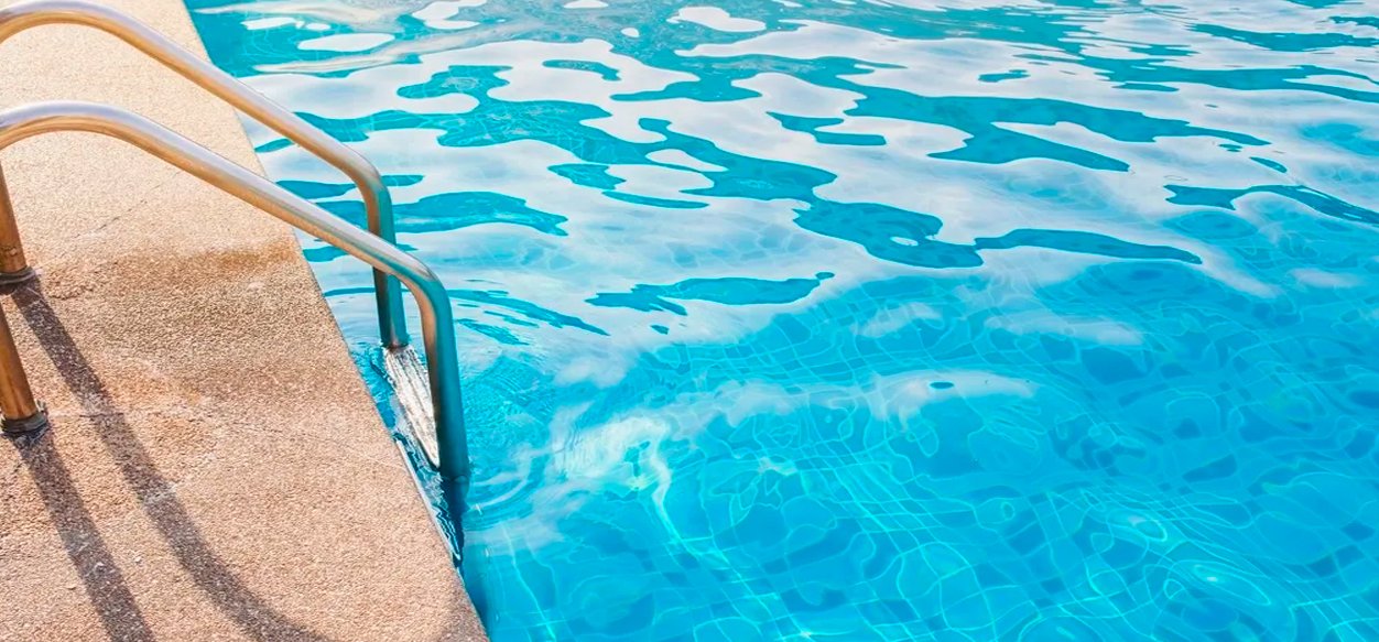 Hombre de 47 años muere ahogado en una piscina en Falcón