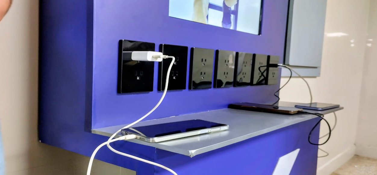 Instalan punto de carga móvil en el área de Emergencia Adultos del Núñez Tovar