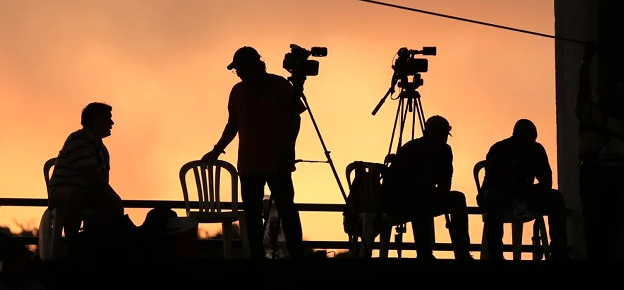 Colombia documenta al menos 200 casos de acoso laboral y sexual en medios