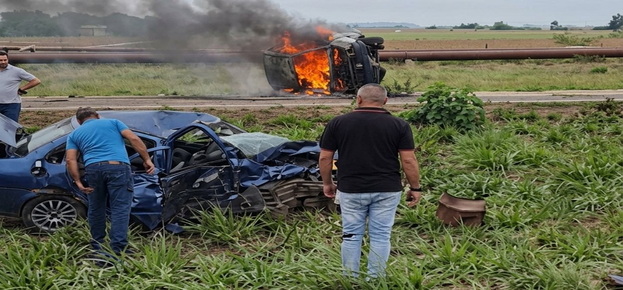 Presuntas identificaciones de los tres fallecidos calcinados en accidente vehicular en La Ceiba