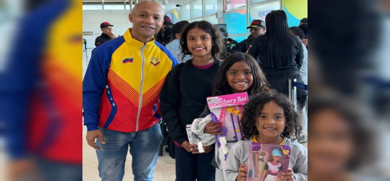 Retornan 124 venezolanos desde Florida a través de Vuelta a la Patria