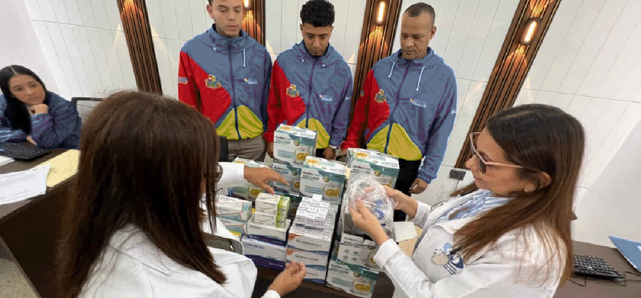 Alcaldía entrega insumos médicos al área de pediatría en el HUMNT