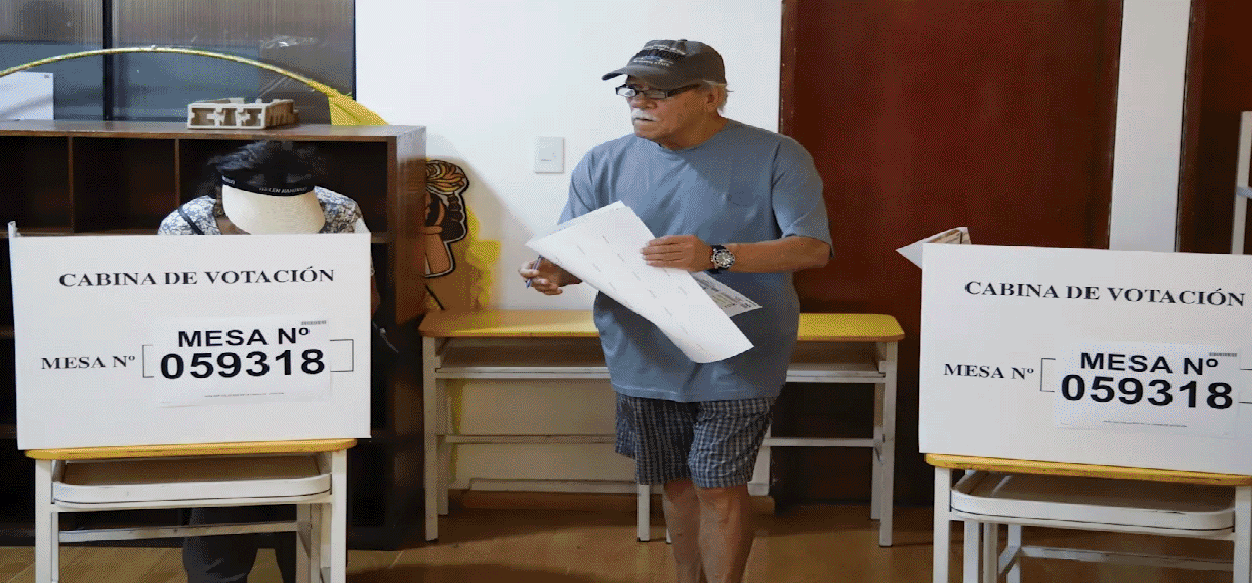 Centros de votación en Perú abren para la segunda vuelta presidencial