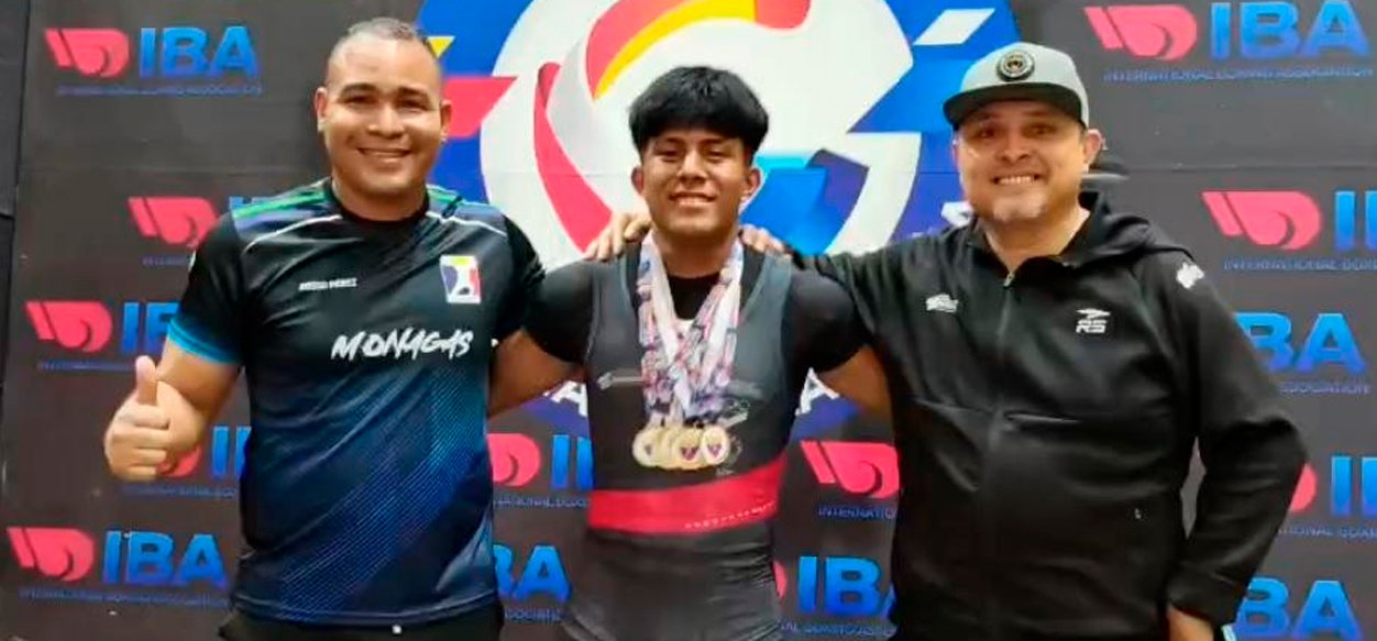 Ángel Rodríguez arrasó con el oro en el nacional de levantamiento de pesas